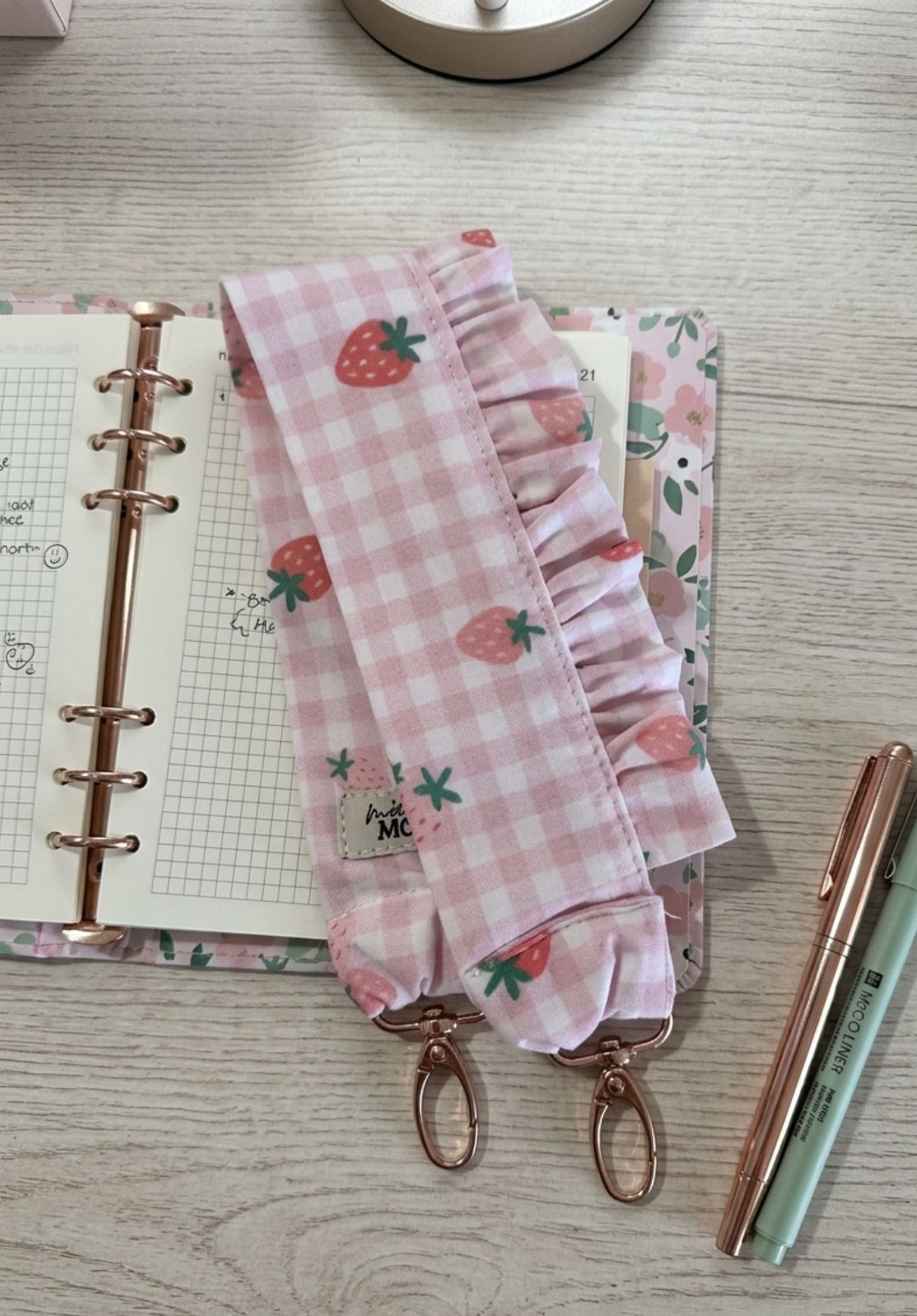 Portamóvil muñeca Tarta de Fresa