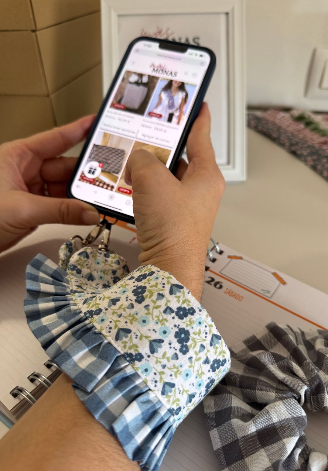 Portamóvil muñeca Flor Azul